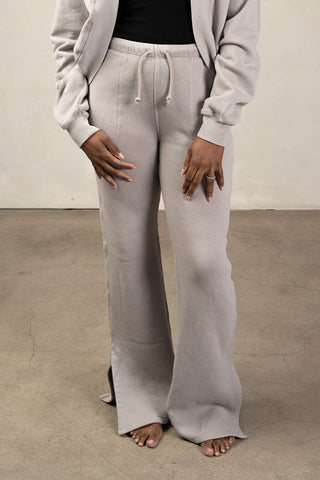 2 Pocket Flare Pant — The Simone