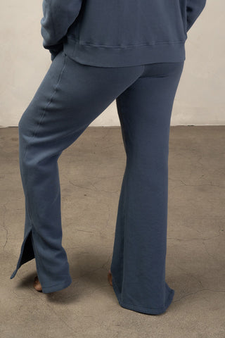 2 Pocket Flare Pant — The Simone